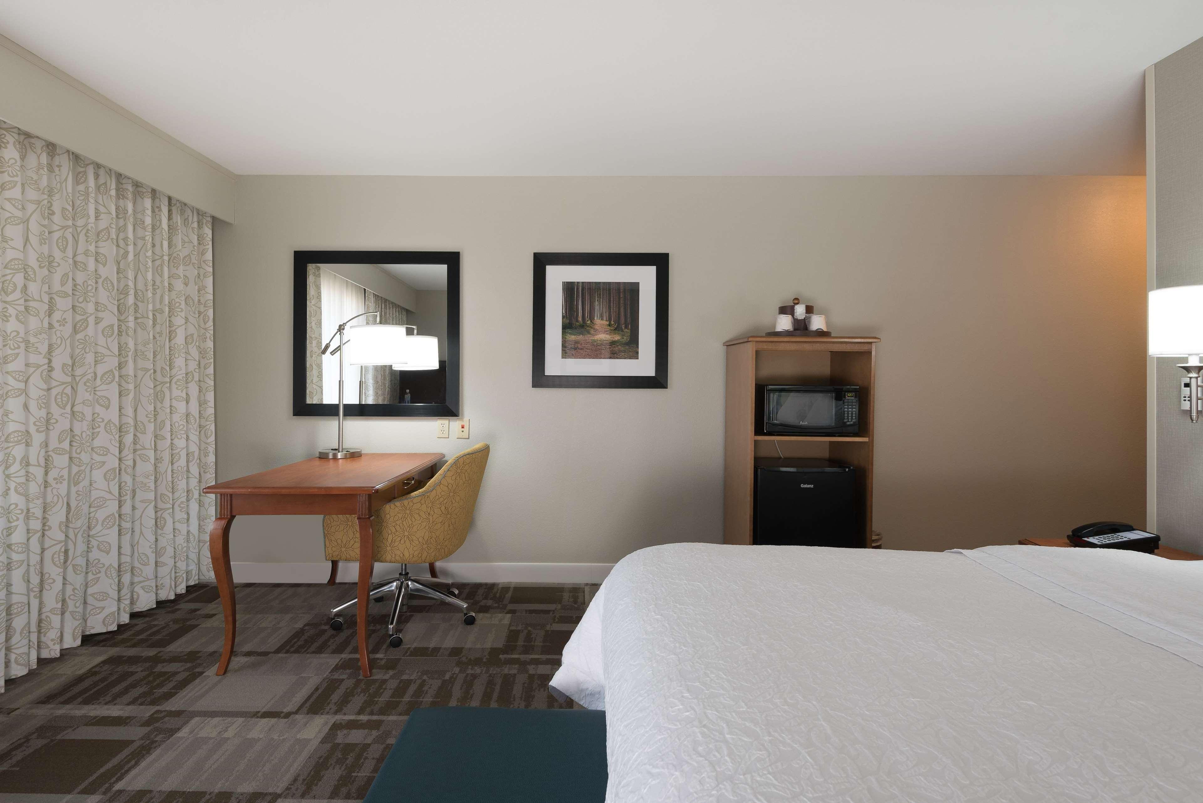 Hampton Inn Bellevue Exterior photo