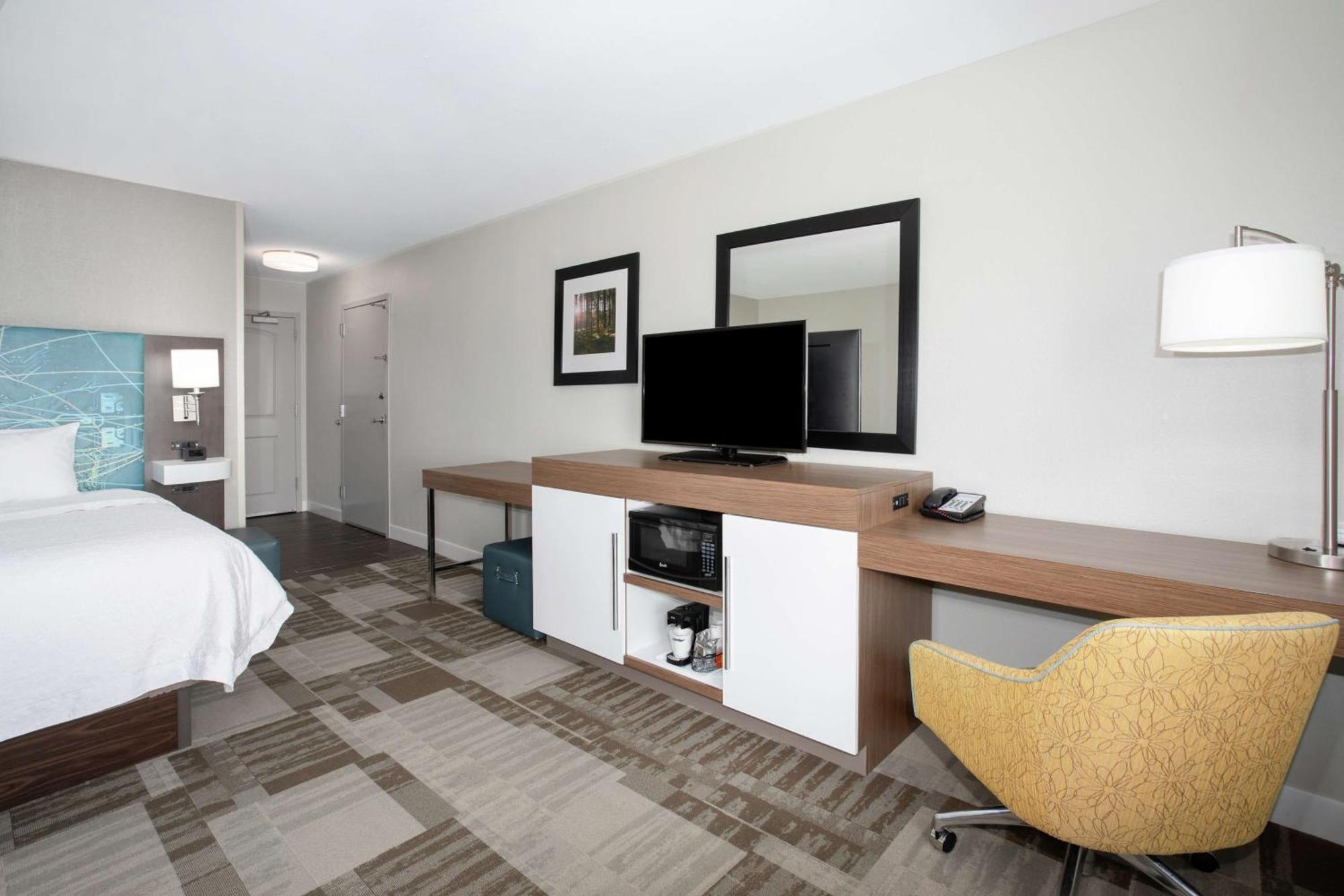 Hampton Inn Bellevue Exterior photo