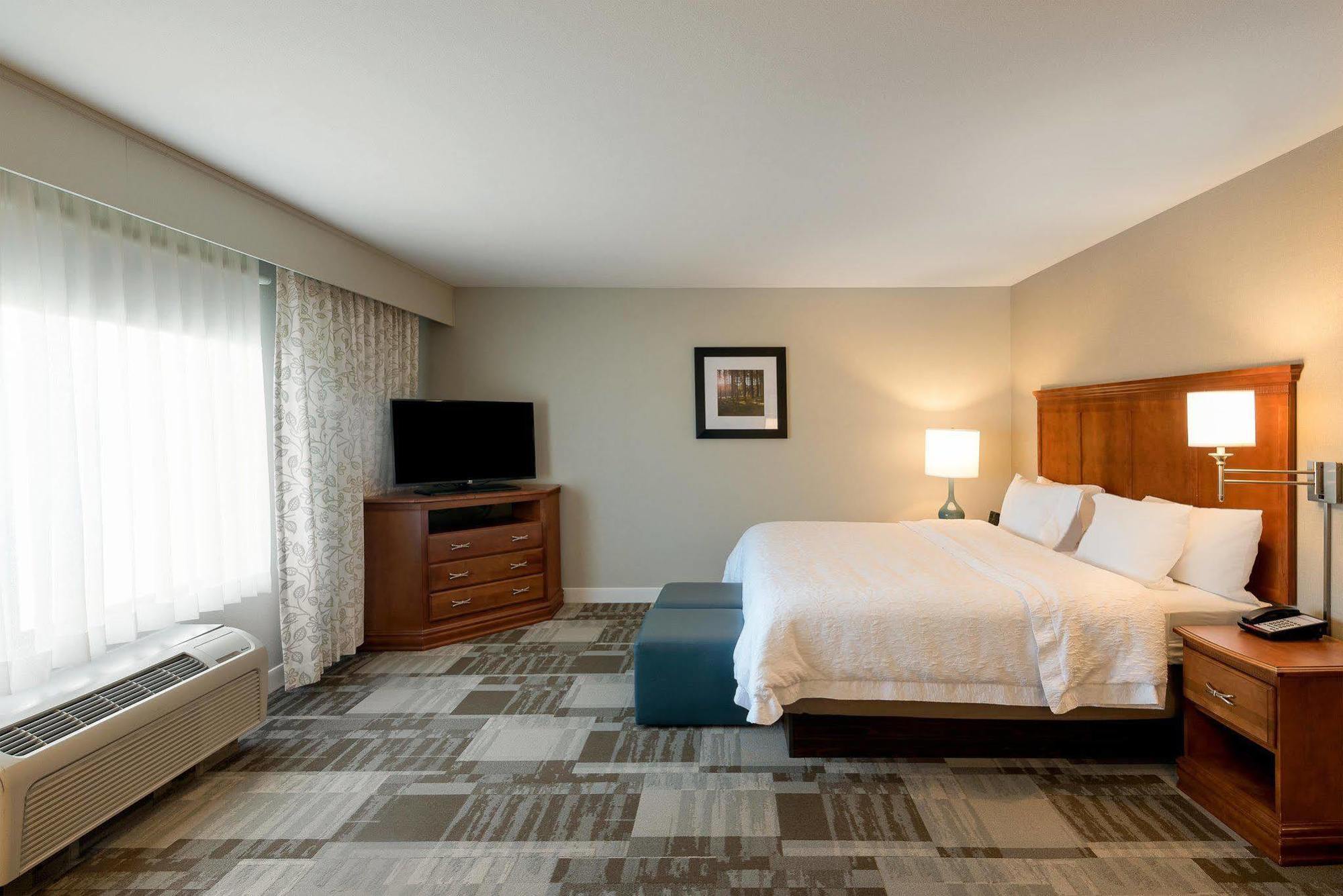 Hampton Inn Bellevue Exterior photo